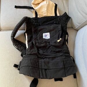 Ergobaby Carrier
